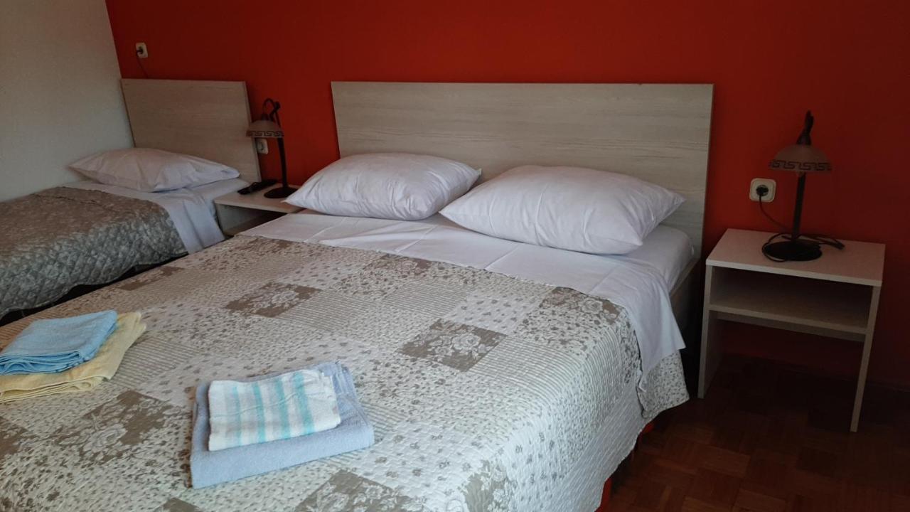 Rooms Neda Rab Town Luaran gambar