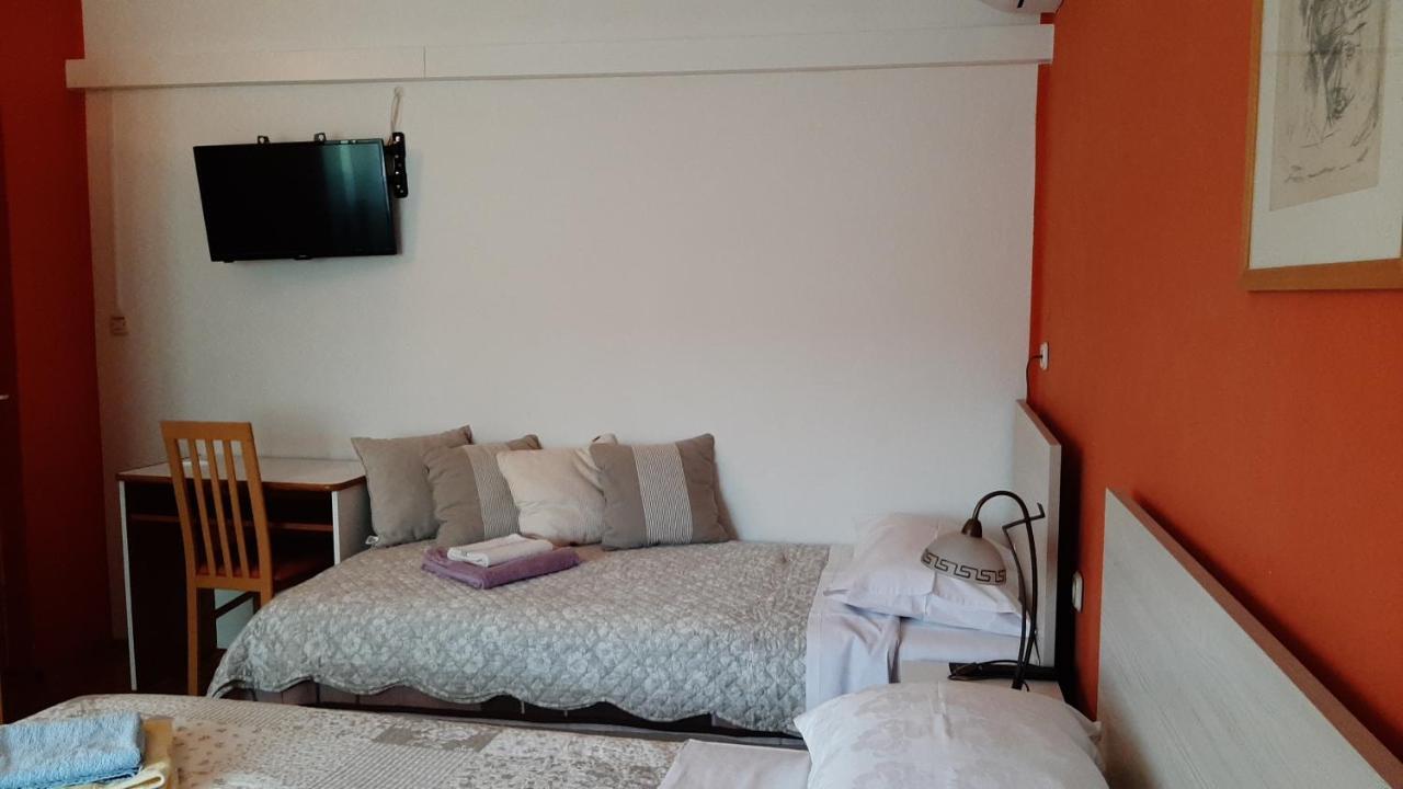 Rooms Neda Rab Town Luaran gambar