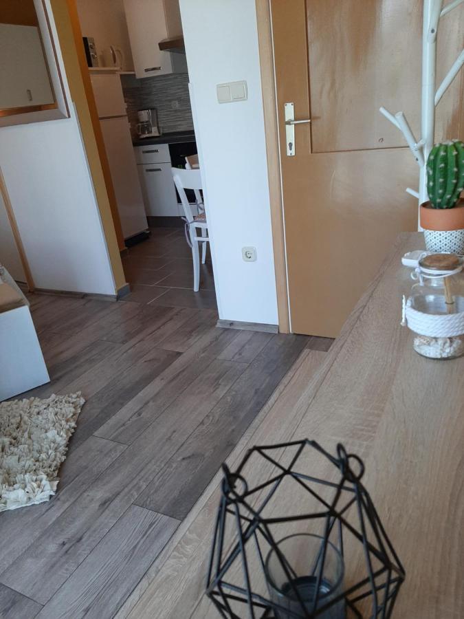 Rooms Neda Rab Town Luaran gambar