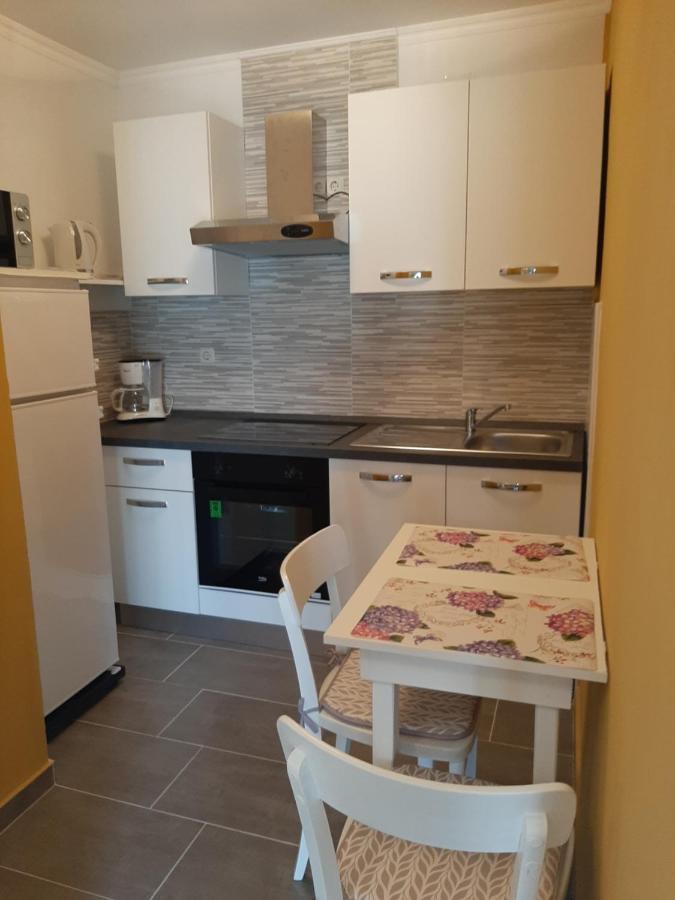 Rooms Neda Rab Town Luaran gambar